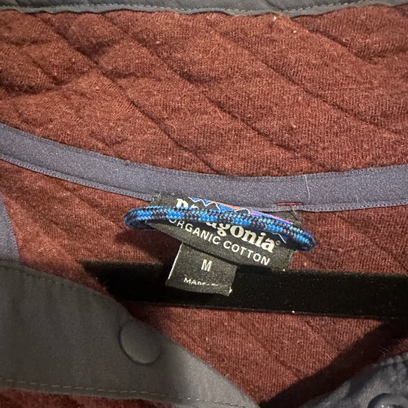 Patagonia Women's Quilted Zip-Neck Pullover - Burgundy with Navy Trim - Picture 2 of 3